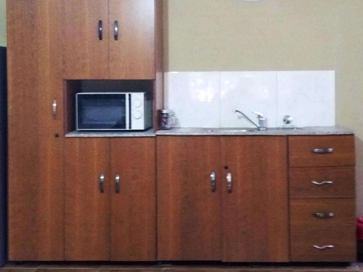Rand Self-Catering Accommodation Carolina エクステリア 写真