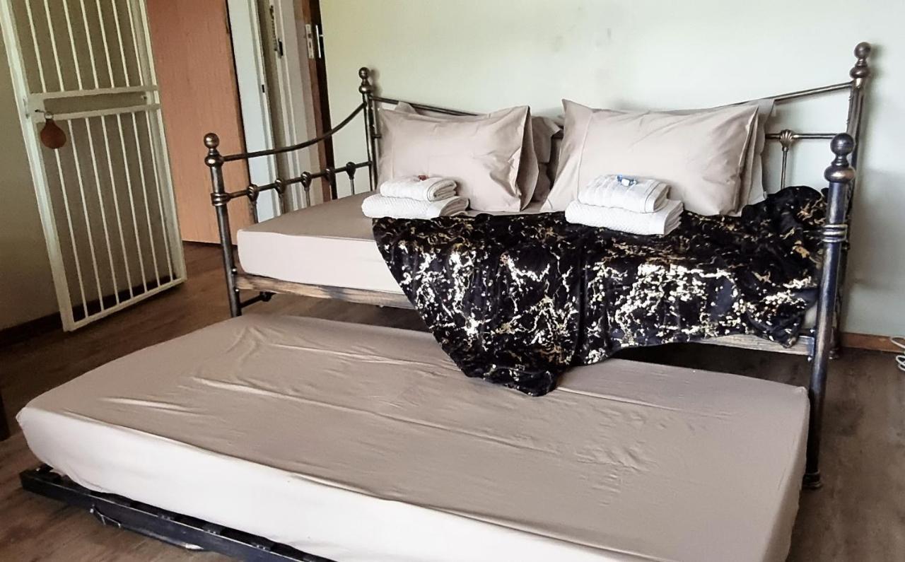 Rand Self-Catering Accommodation Carolina エクステリア 写真
