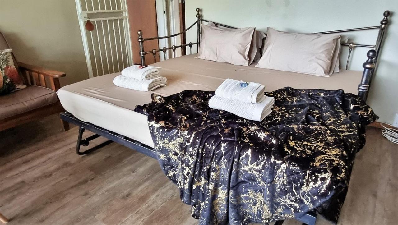 Rand Self-Catering Accommodation Carolina エクステリア 写真
