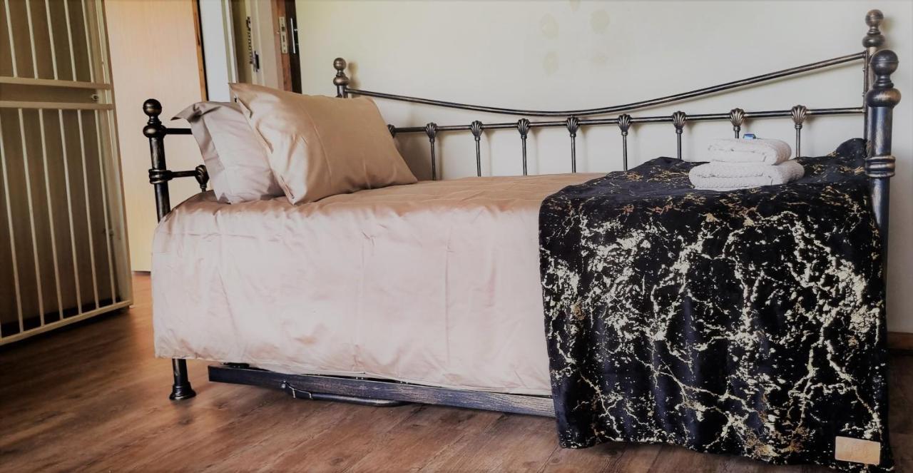 Rand Self-Catering Accommodation Carolina エクステリア 写真